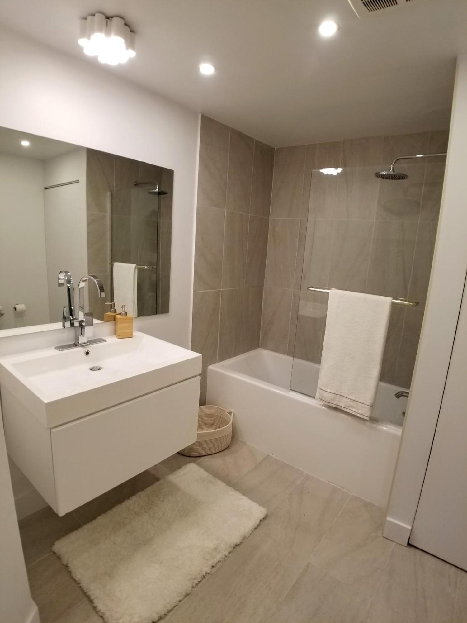 3 Bedroom Near Olympic Stadium Montreal Zewnętrze zdjęcie